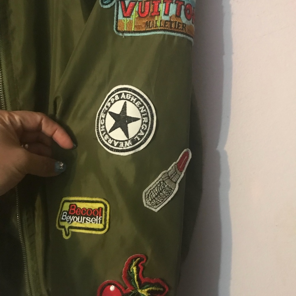 Bomber jacket - Picture 4 of 4